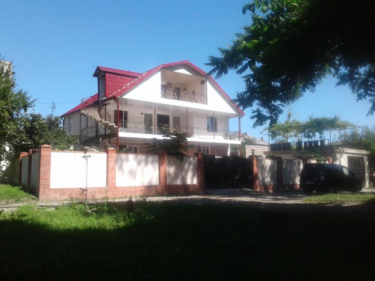Irina Hotel Tskaltubo Exterior foto